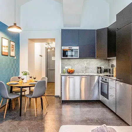 Old Town Riverside Loft