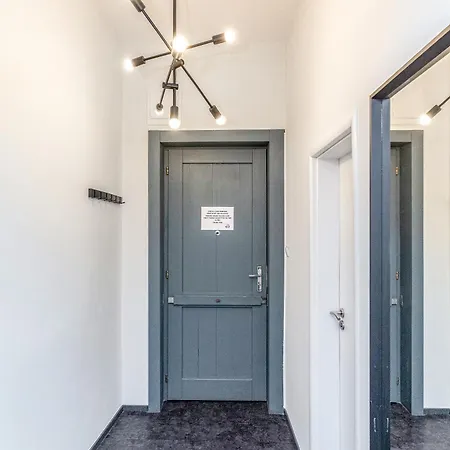 Old Town Riverside Loft *